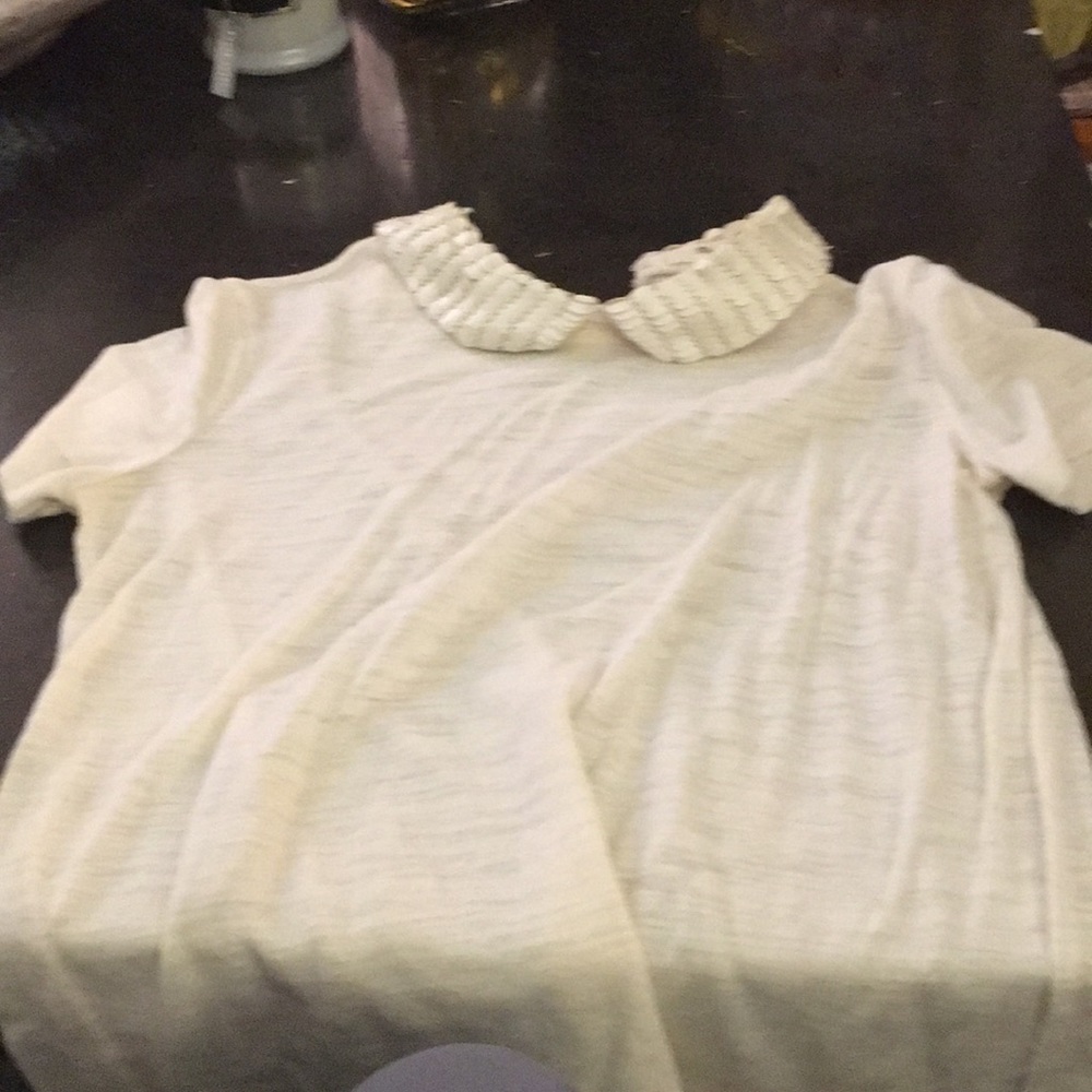 Too small - Picture 2 of 3